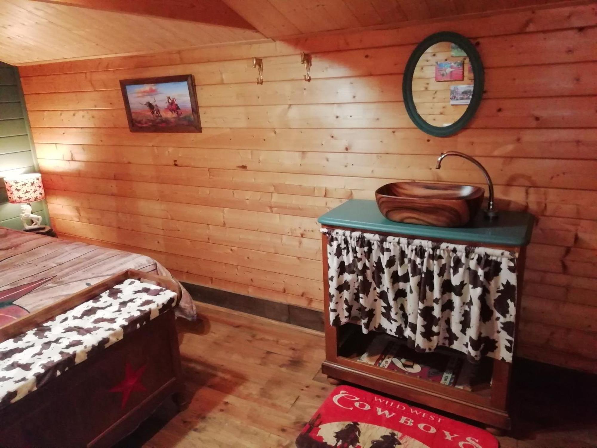 La Valise A Cheval Bed & Breakfast Mezieres-sur-Ponthouin ภายนอก รูปภาพ