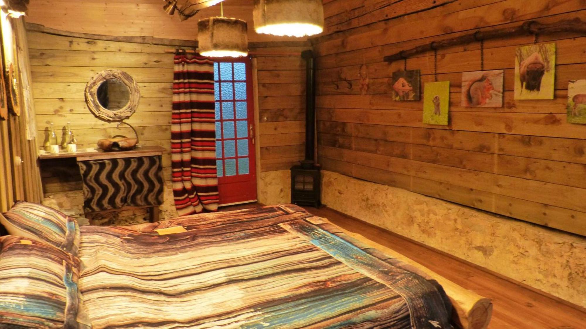 La Valise A Cheval Bed & Breakfast Mezieres-sur-Ponthouin ภายนอก รูปภาพ
