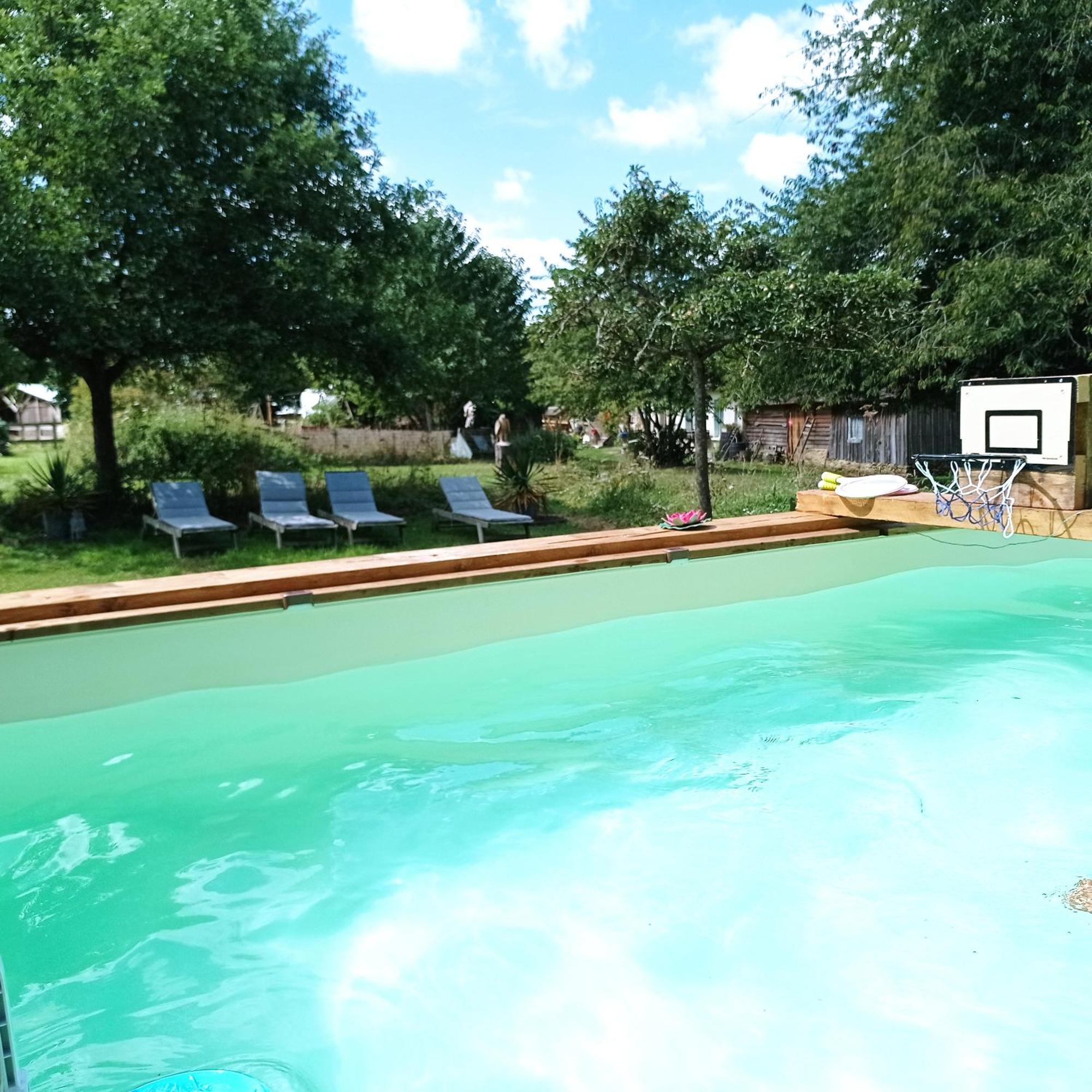 La Valise A Cheval Bed & Breakfast Mezieres-sur-Ponthouin ภายนอก รูปภาพ