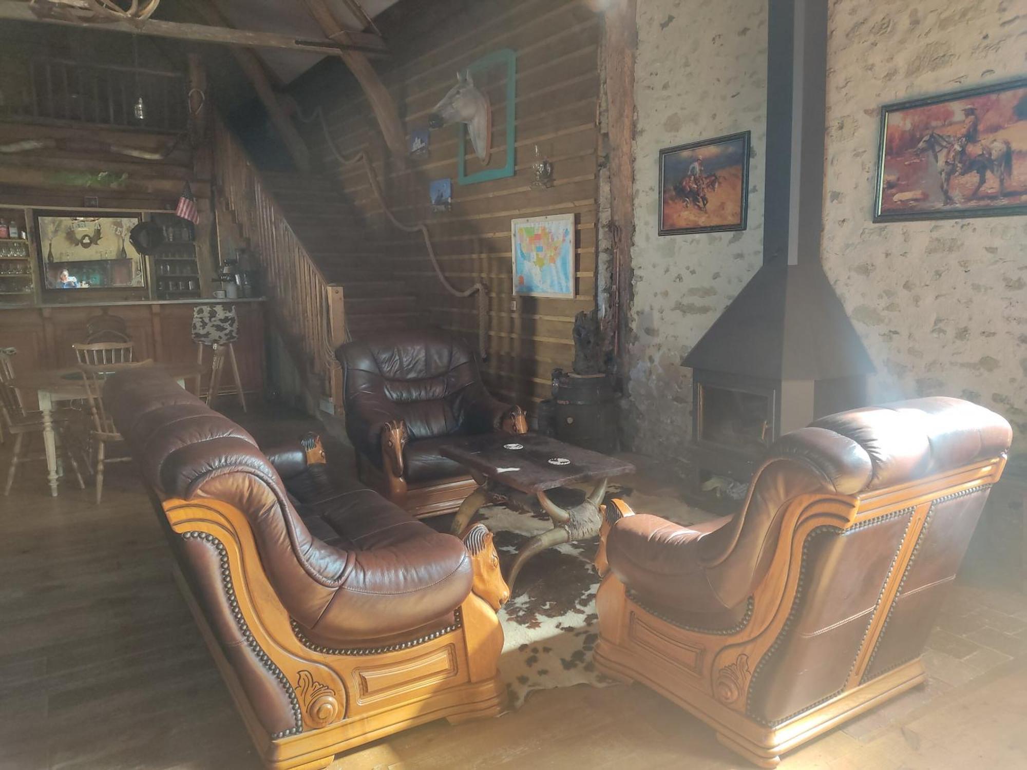 La Valise A Cheval Bed & Breakfast Mezieres-sur-Ponthouin ภายนอก รูปภาพ